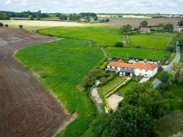 Land for sale in Aslacton, South Norfolk