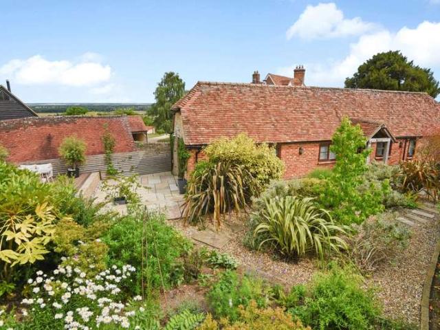 Land for sale in Ashendon, Buckinghamshire