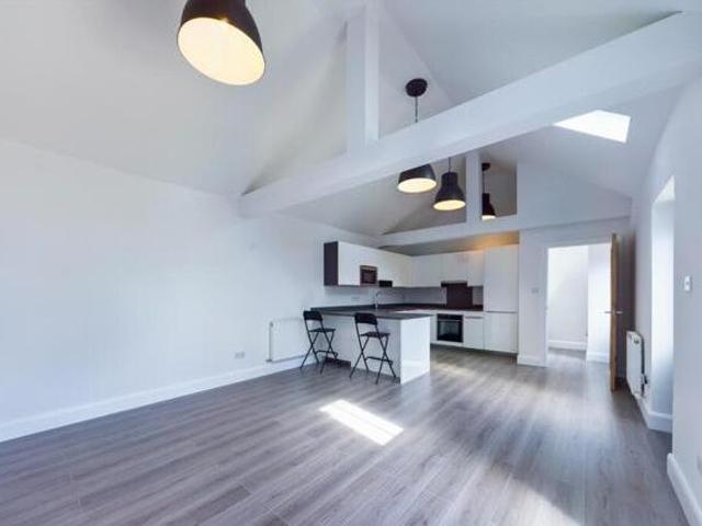House for rent in Pouchen End, Hertfordshire