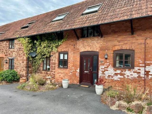 Land for rent in Budlake, Devon