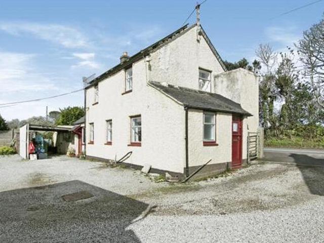 House for sale in Hayle, Cornwall
