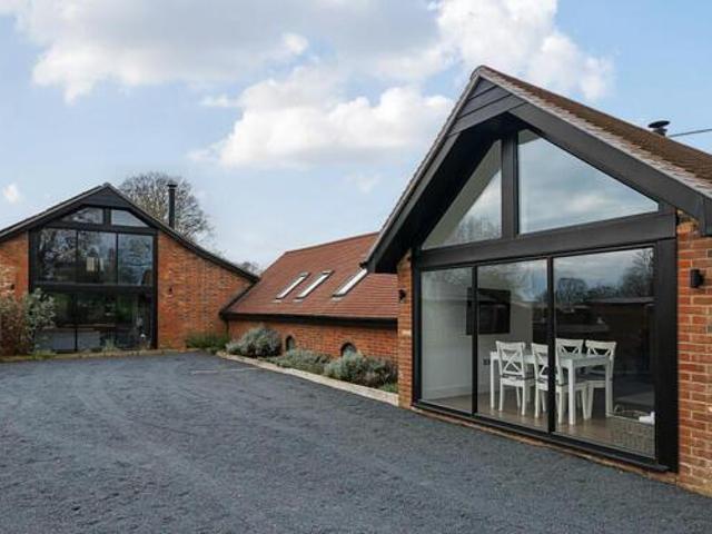 House for sale in Barton Stacey, Hampshire