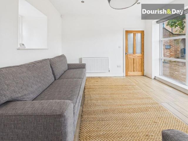 House for rent in Gnosall, Baswich