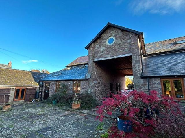 Apartment for rent in Wales