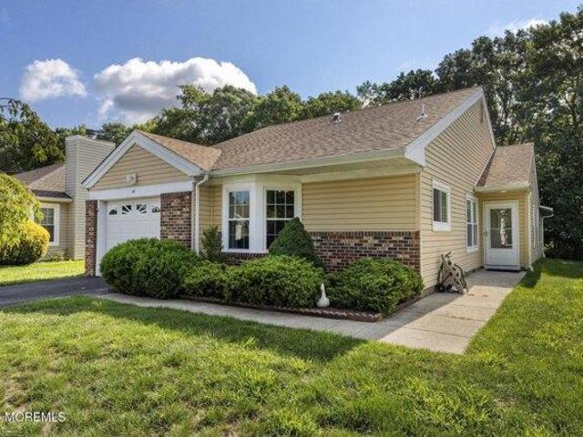 House for sale in Barnegat, New Jersey