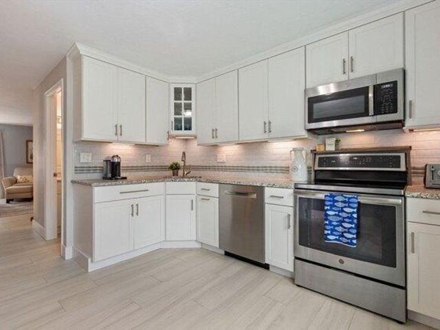 Condo for sale in Barnstable, Massachusetts
