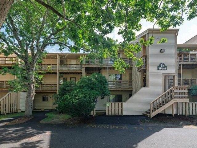 Condo for sale in Barnstable, Massachusetts
