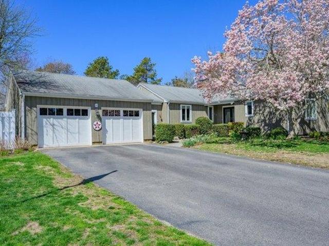 House for sale in Barnstable