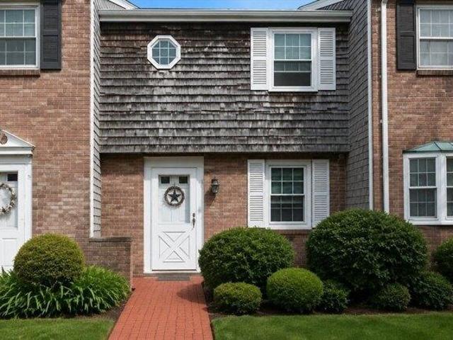 Condo for sale in Barnstable, Massachusetts