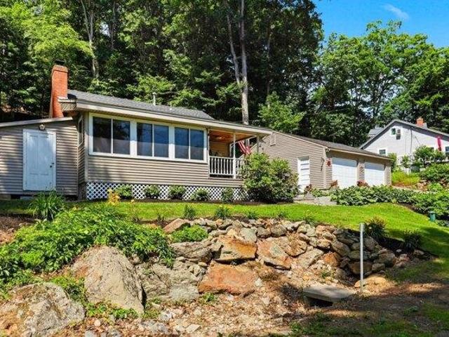 House for sale in New Hampshire