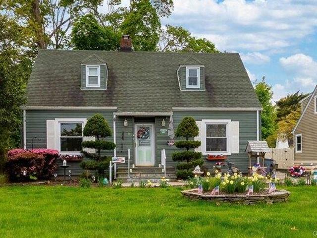 House for sale in Bohemia, New York