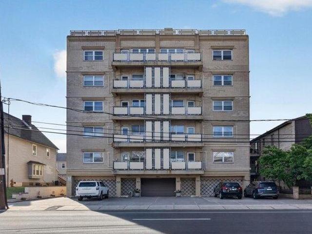 Condo for sale in Bayonne, Hudson County