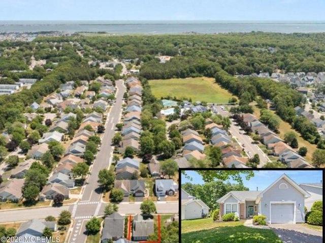 House for sale in Bayville, New Jersey
