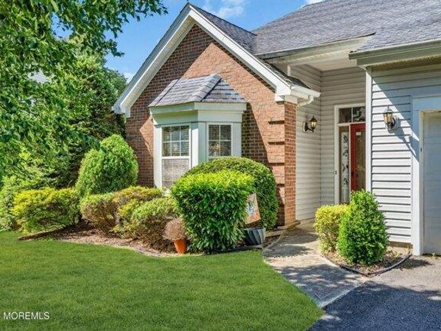 House for sale in Bayville, New Jersey