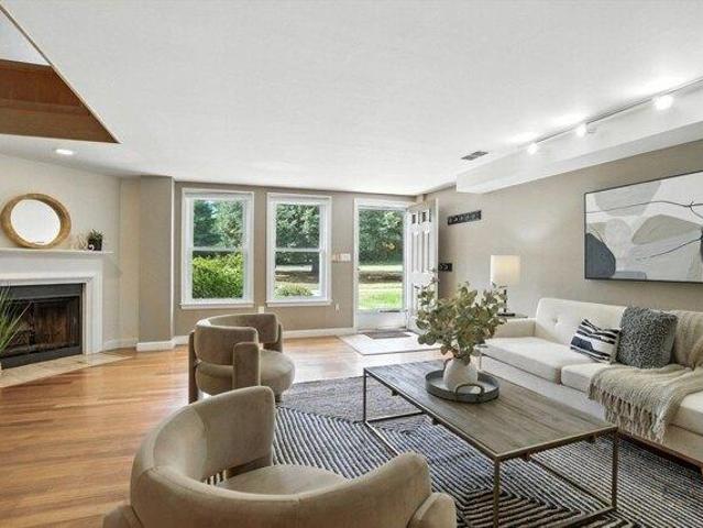 Condo for sale in Bedford, Massachusetts