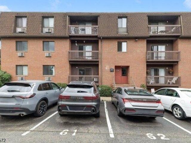 Condo for sale in Belleville, New Jersey