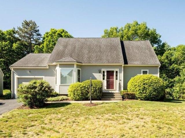 Condo for sale in Bellingham, Massachusetts