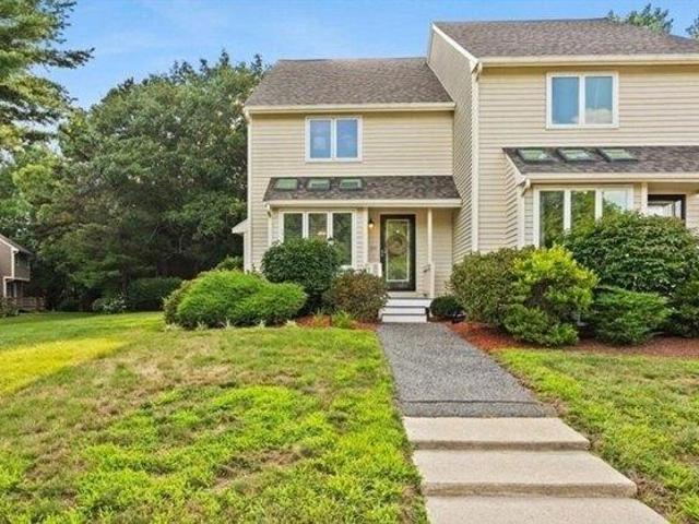 Condo for sale in Bellingham, Massachusetts