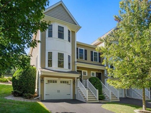 Condo for sale in Bellingham, Norfolk County