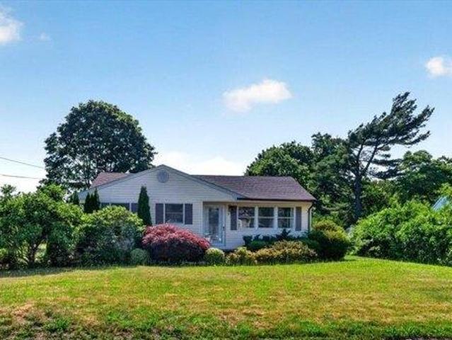 House for sale in Centereach, New York