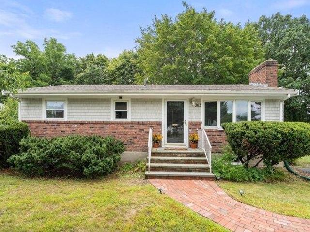 House for sale in Belmont, Middlesex County