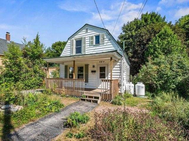 House for sale in Berlin, Coös County