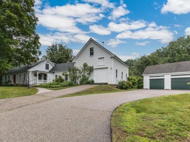 House for sale in Berwick, Maine