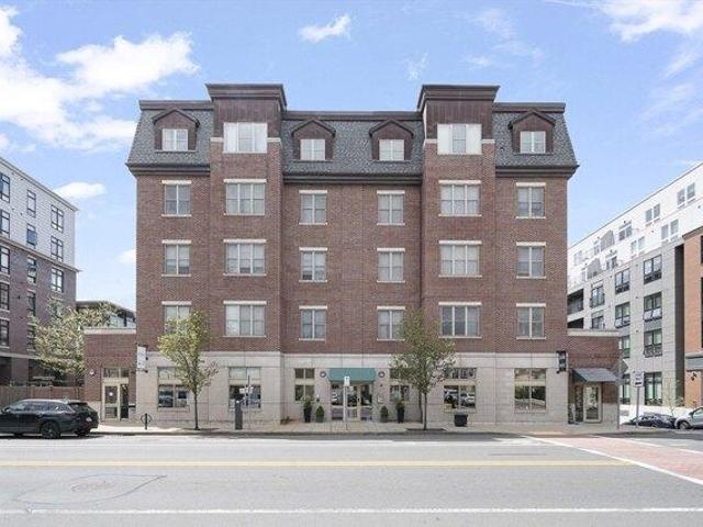 Condo for sale in Beverly, Massachusetts