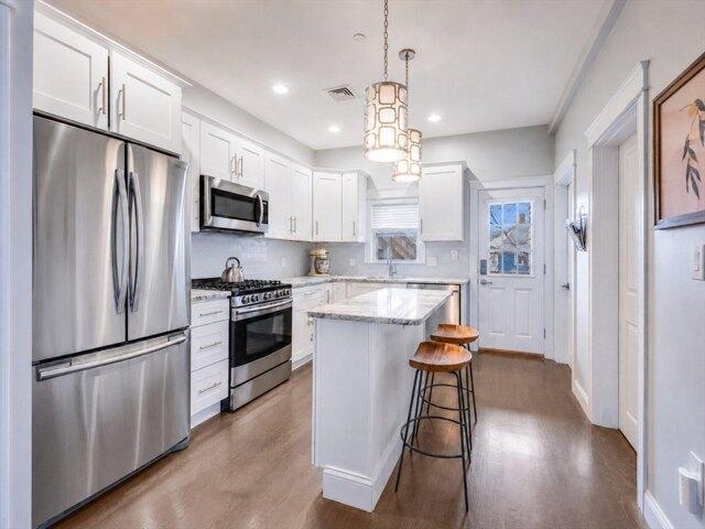 Condo for sale in Beverly, Massachusetts