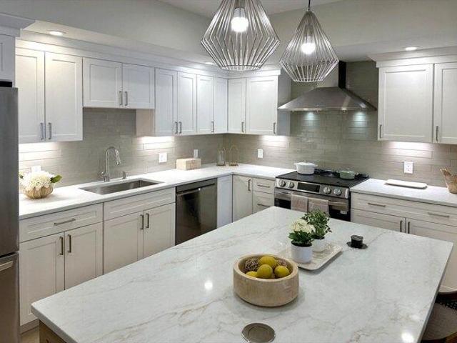 Condo for sale in Beverly, Essex County