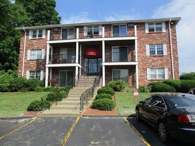 Condo for sale in Billerica, Massachusetts