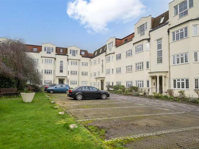 Apartment for sale in Fallow Corner, Greater London