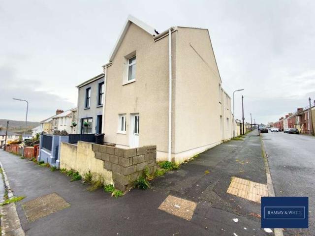 Apartment for sale in Briton Ferry