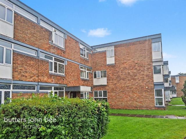 Flat for sale in West Midlands
