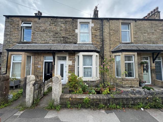 Flat for sale in Halton-with-Aughton, Bare