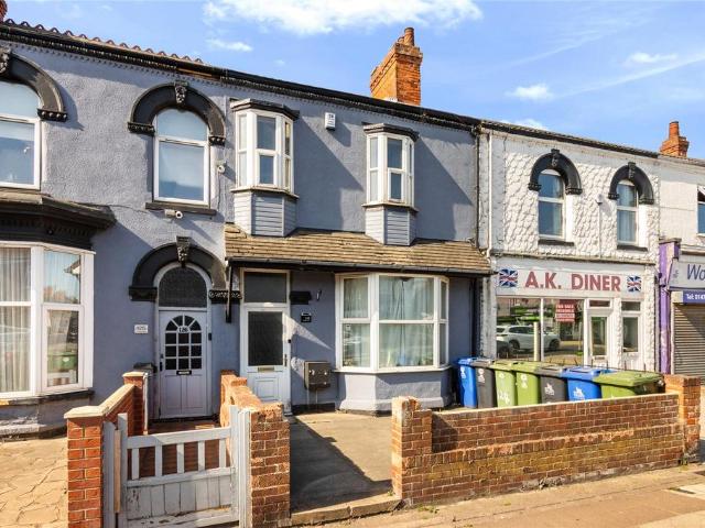 Flat for sale in New Clee, Cleethorpes