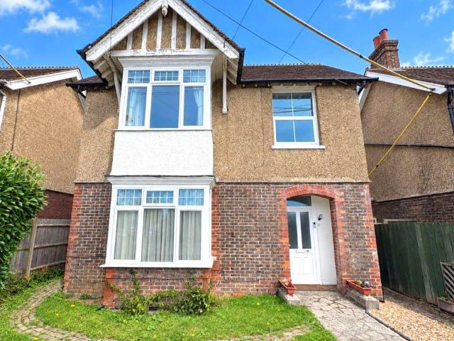 Flat for sale in Billingshurst, Horsham