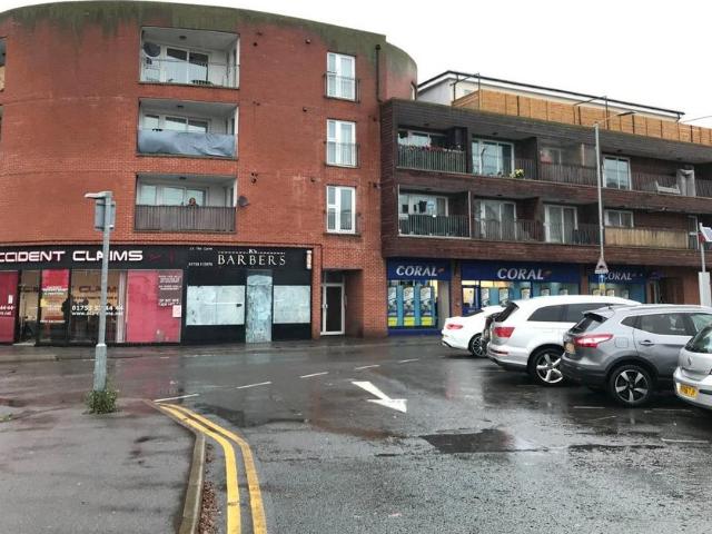 Flat for sale in Slough