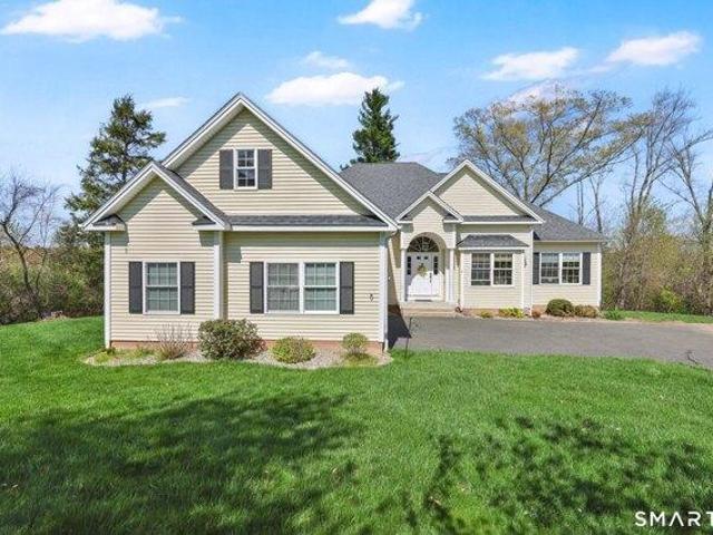 House for sale in Bloomfield, Connecticut