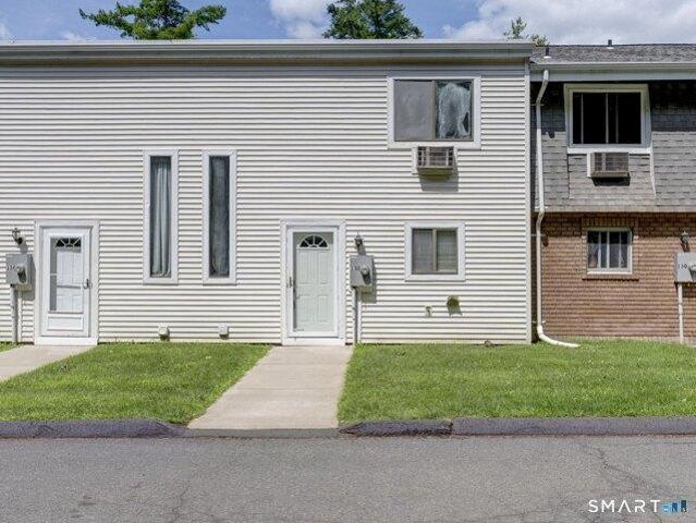 House for sale in Bloomfield, Connecticut