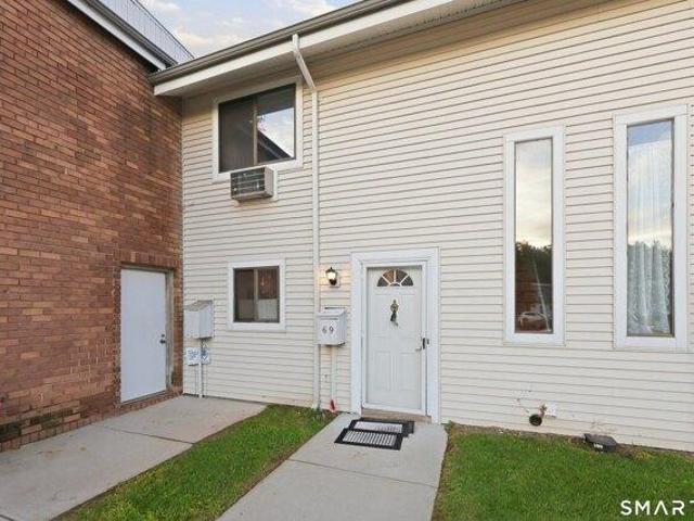 House for sale in Bloomfield, Capitol Planning Region