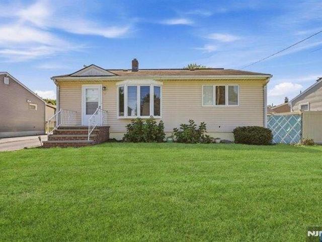 House for sale in Bloomfield, Essex County