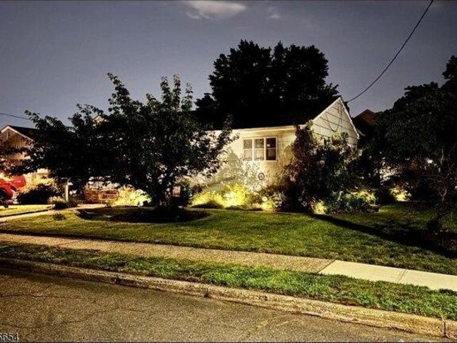 House for sale in Bloomfield, Essex County