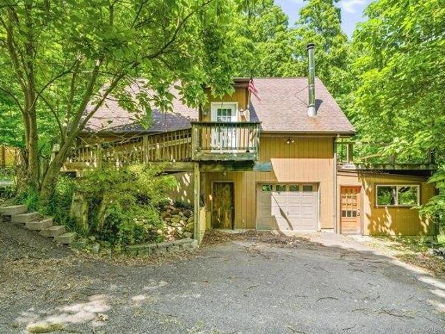 House for sale in Bloomingburg, New York