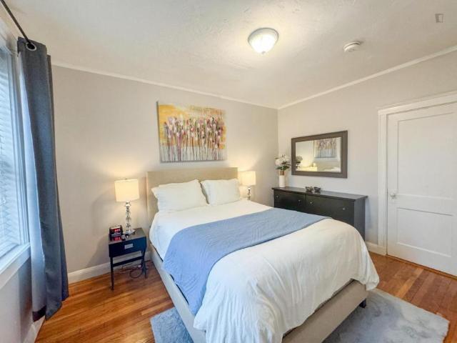 Room for rent in Brookline, Massachusetts