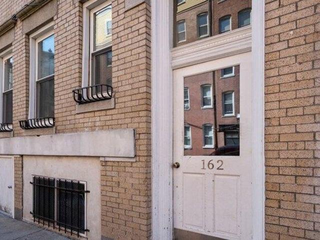 Condo for sale in North End, Boston