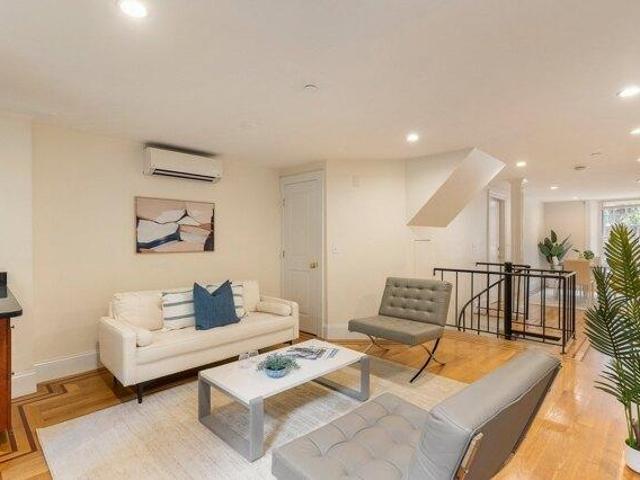 Condo for sale in Beacon Hill, Boston