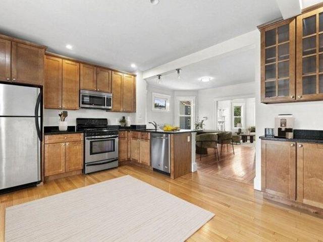 Condo for sale in Uphams Corner, Boston