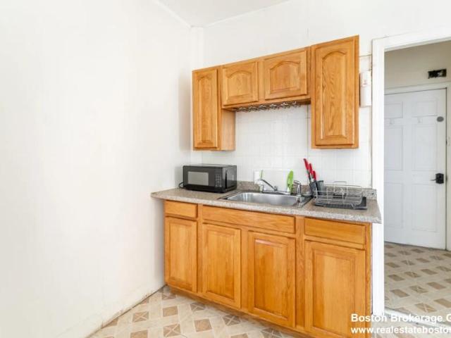 House for rent in Boston, Dorchester