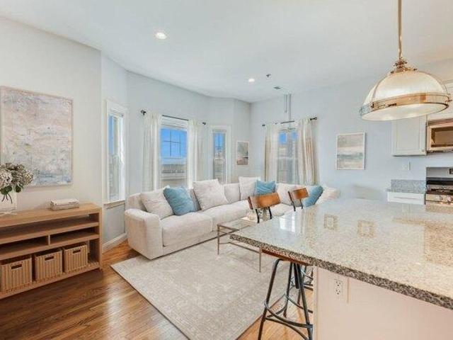 Condo for sale in Seaport, Boston